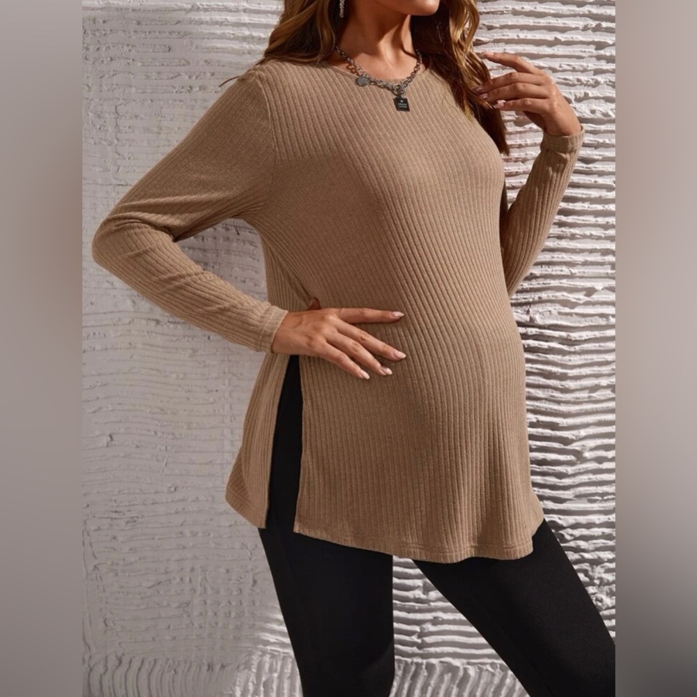 Long sleeve maternity top